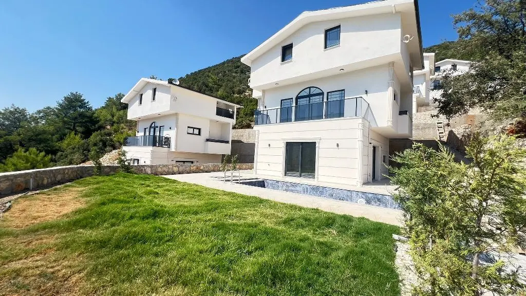 Villa in Uzumlu